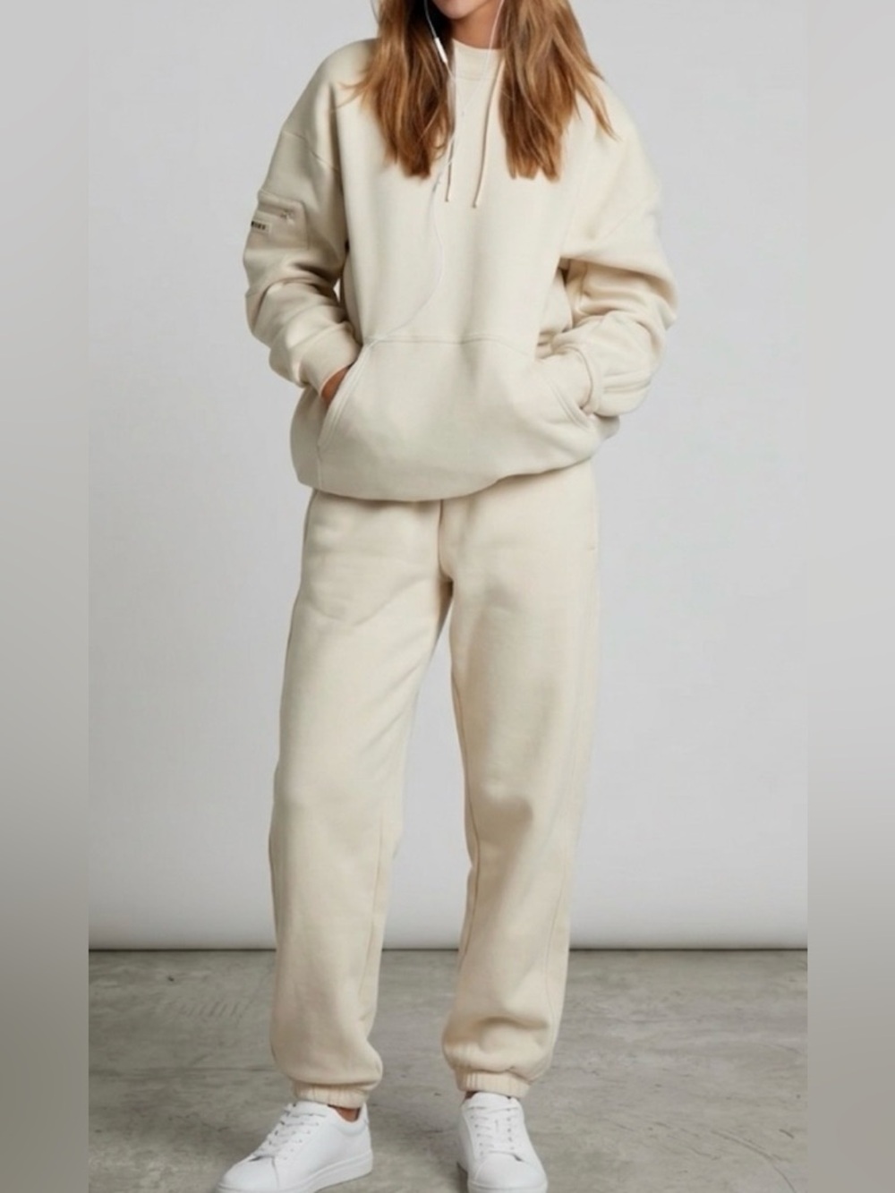 Comfrt Cream Men’s/women’s sweatshirt and sweatpants set